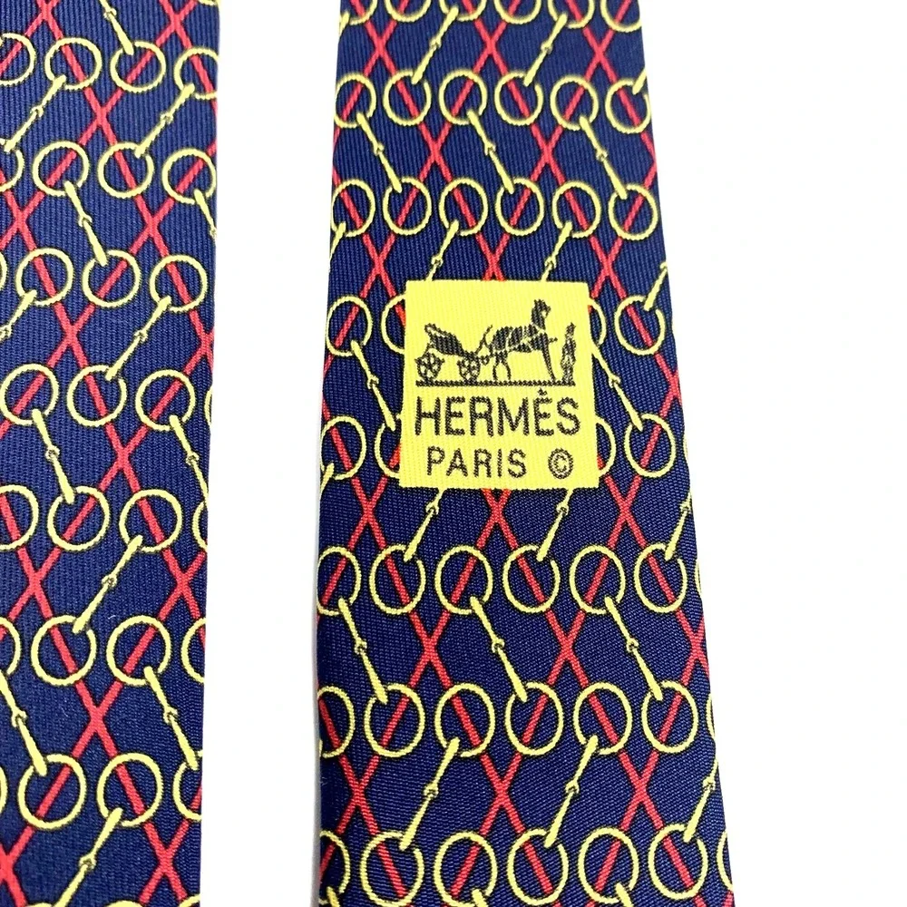 Hermes Paris Mens Tie Navy with Red Stripes & Equestrian Chains 7457 Silk‎ EUC